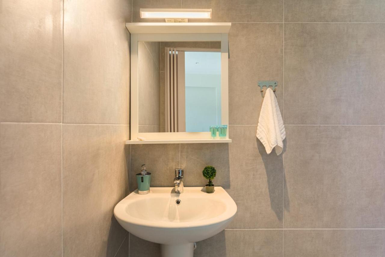 V Luxury Apartments Posidi エクステリア 写真